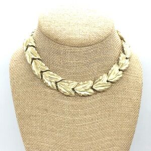 VINTAGE MCM COLLAR CHOKER NECKLACE SIGNED STAR LEAVES MID-CENTURY GOLD TONE